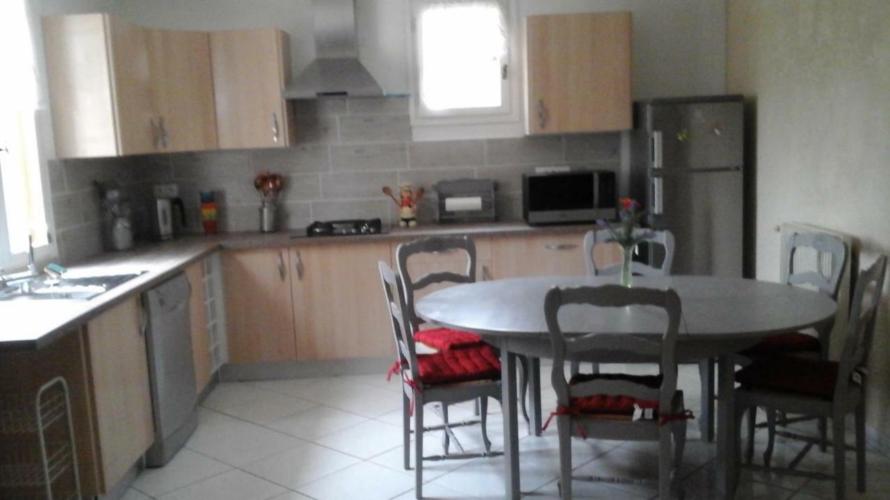 Domisiladore Esparron-de-Verdon Buitenkant foto
