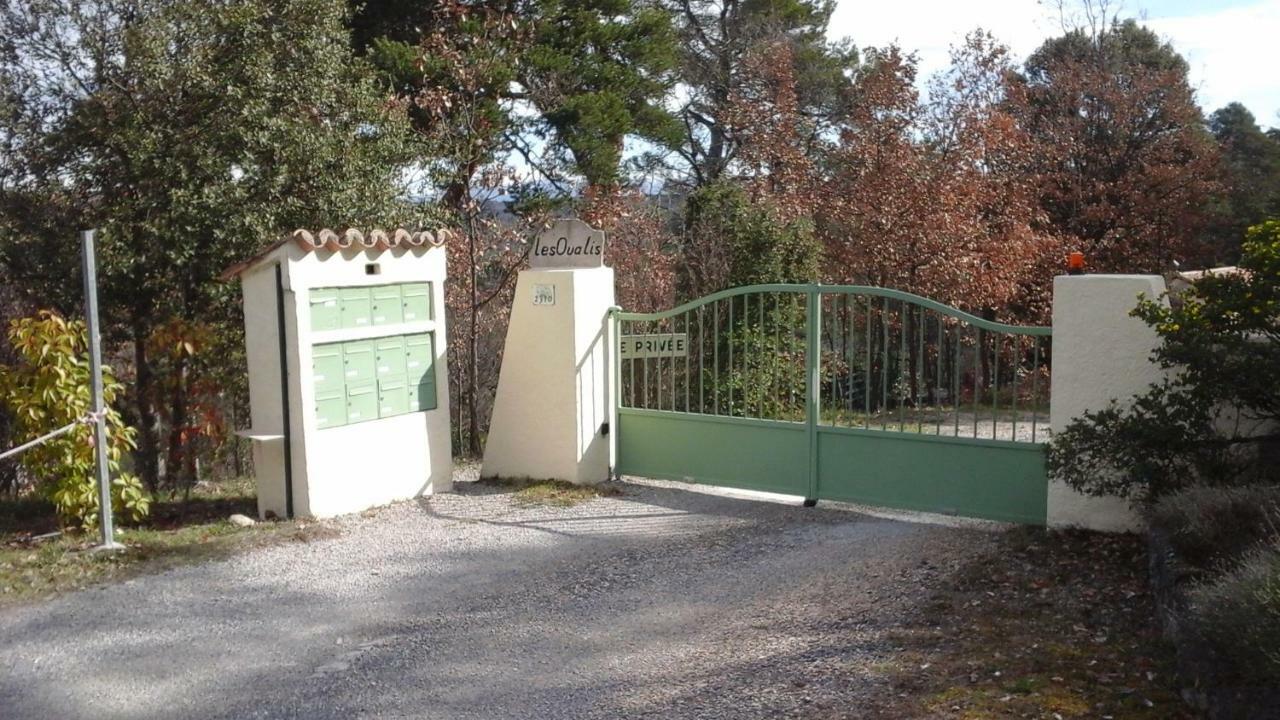 Domisiladore Esparron-de-Verdon Buitenkant foto